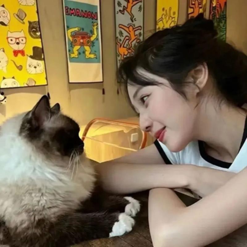 天津商务旅游教师种茗筱