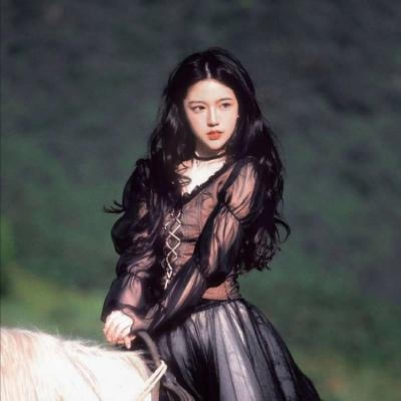 盘锦美女伴游预约国际空姐鄂莹七