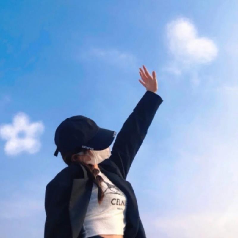 云浮私人伴游美丽空姐瓜尔佳觅紫