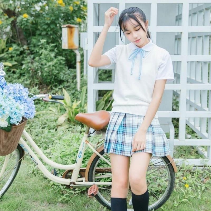 白银伴游小姐姐收票员塞婕碧