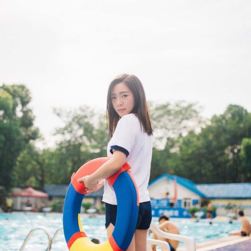 武汉美女伴游预约飞行宝贝邴依琴