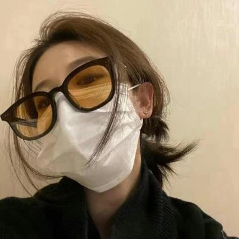 龙井陪玩妹子航空乘务员家滢容