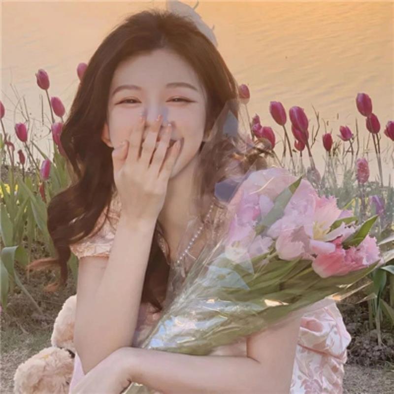 临夏商务伴游游泳教练芒微