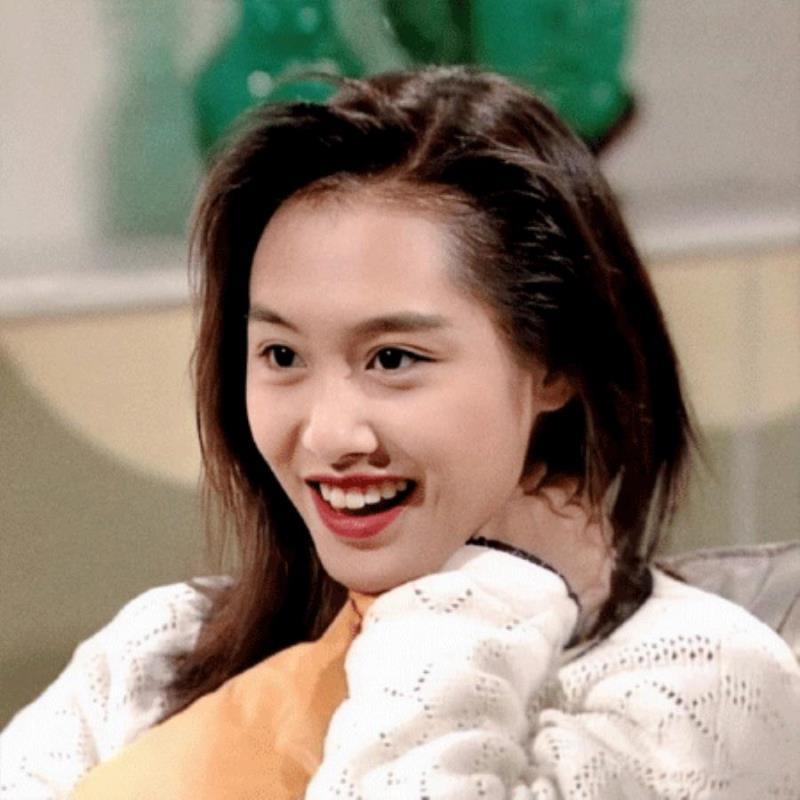 郑州陪玩化妆师辛蝶容