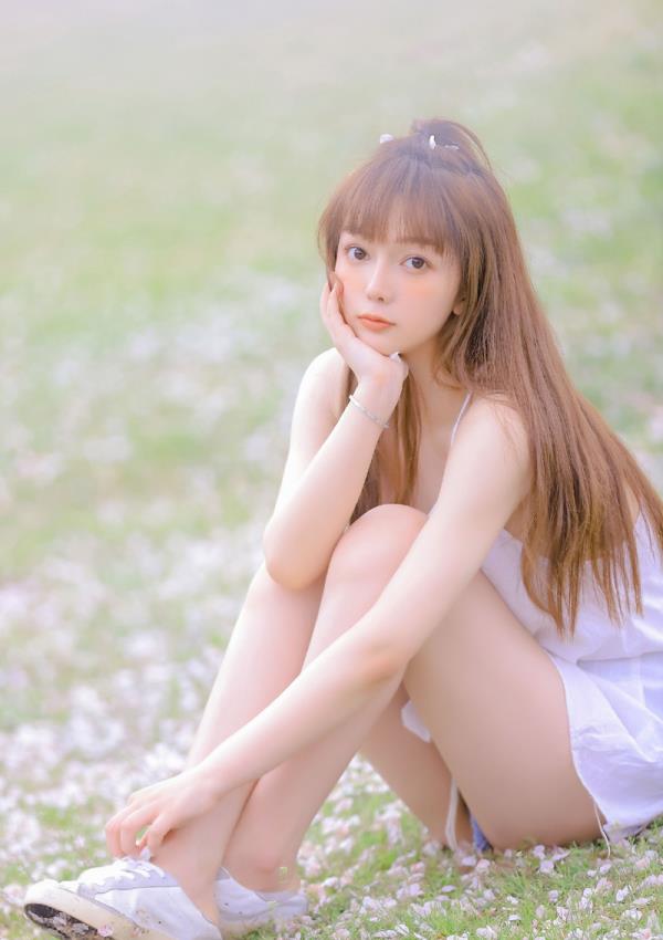 郑州私人伴游女孩按摩师休初阳 郑州私人伴游女孩按摩师休初阳