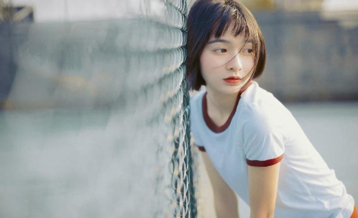  商务模特兼职在大城市中应用非常广泛 