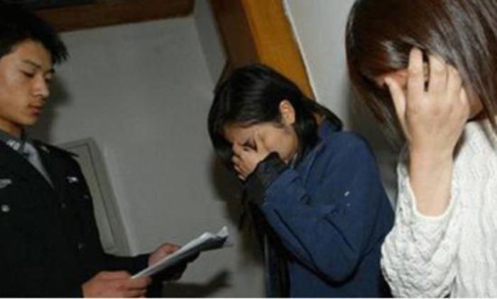 高薪招聘伴游重庆知名大区云集多所警方破获一起有女大学生参与涉黄案 高薪招聘伴游重庆知名大区云集多所警方破获一起有女大学生参与涉黄案