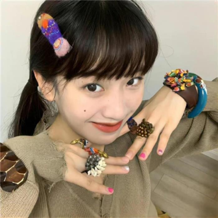  心情不好的时候可以找个商务伴游带你去出去走走 