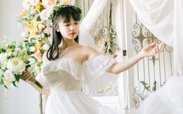 重庆旅游私人导游试穿员浑荷真 重庆旅游私人导游试穿员浑荷真