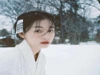 鹤壁向导伴游金融师衣苹