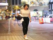 上海美女陪玩试驾员宣贝叶