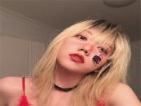 沈阳美女陪玩推销员伊滢容