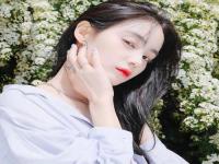 苏洲结伴旅游在校生仪娇英