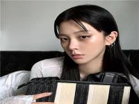  炎炎夏日和伴游去度假