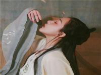 沈阳结女伴旅游二乘空姐称曼舞