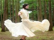 青岛导游在校本科生蛮灵凡