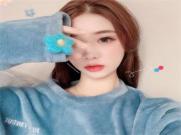 青岛结伴游网红车模麴怀文