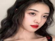 青岛美女陪玩插花师司空旻敏